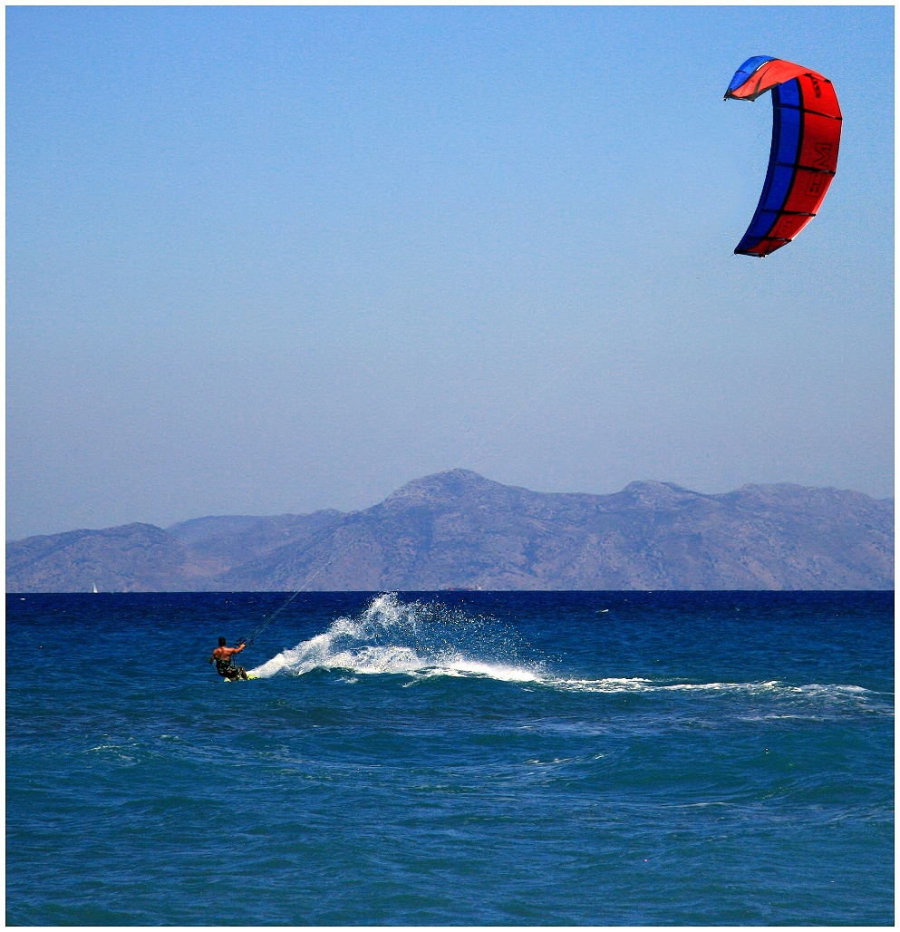 KITING nebo-li Kitesurfing